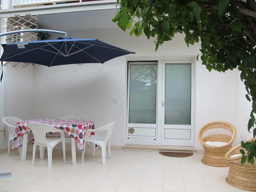 גראדו Villa Flora מראה חיצוני תמונה