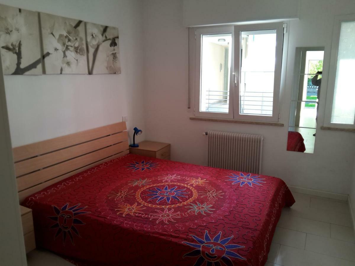 גראדו Villa Flora מראה חיצוני תמונה