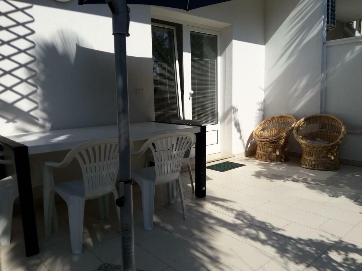 גראדו Villa Flora מראה חיצוני תמונה